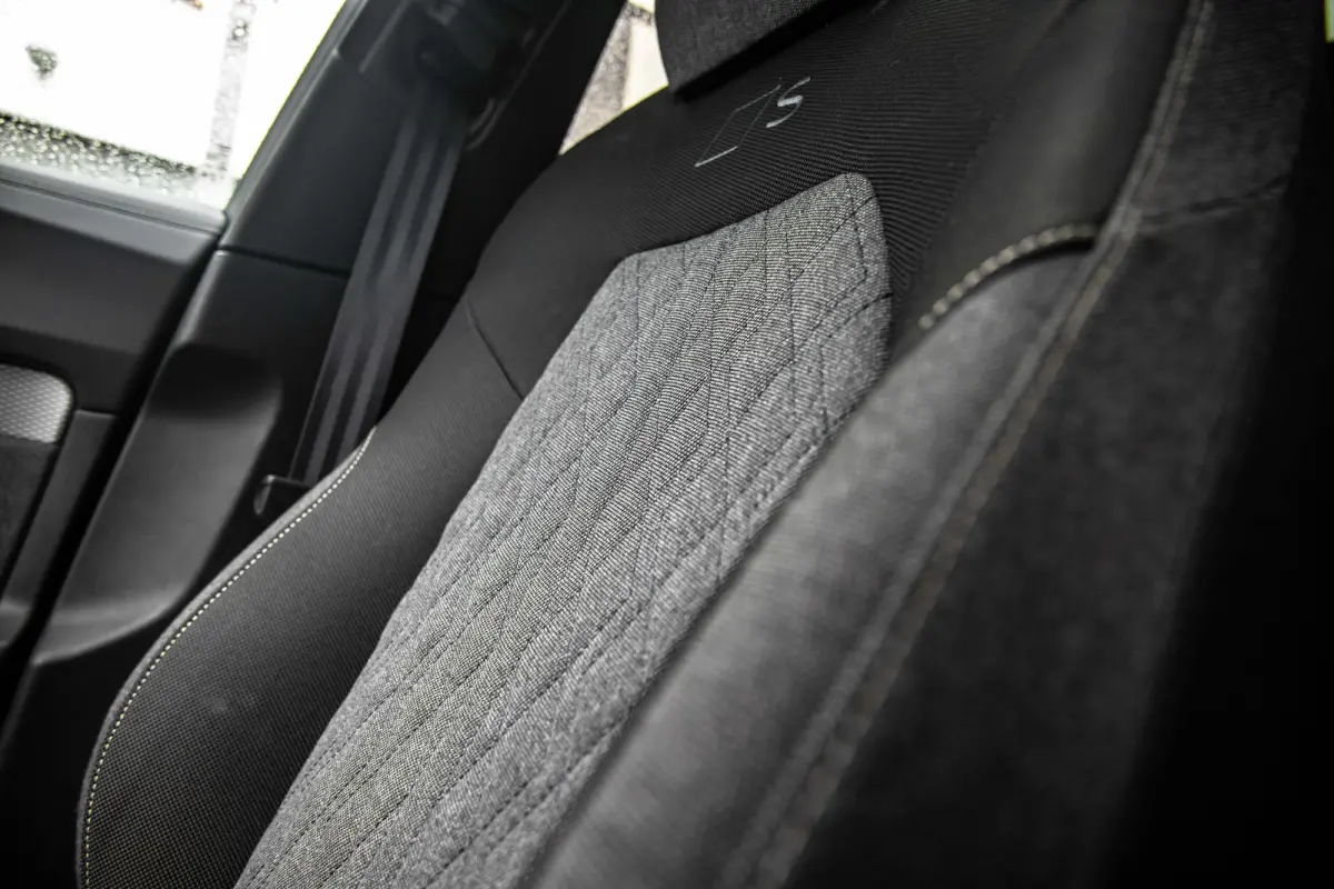 Avant 2.0 quattro S edition | Panoramadak | Camera
