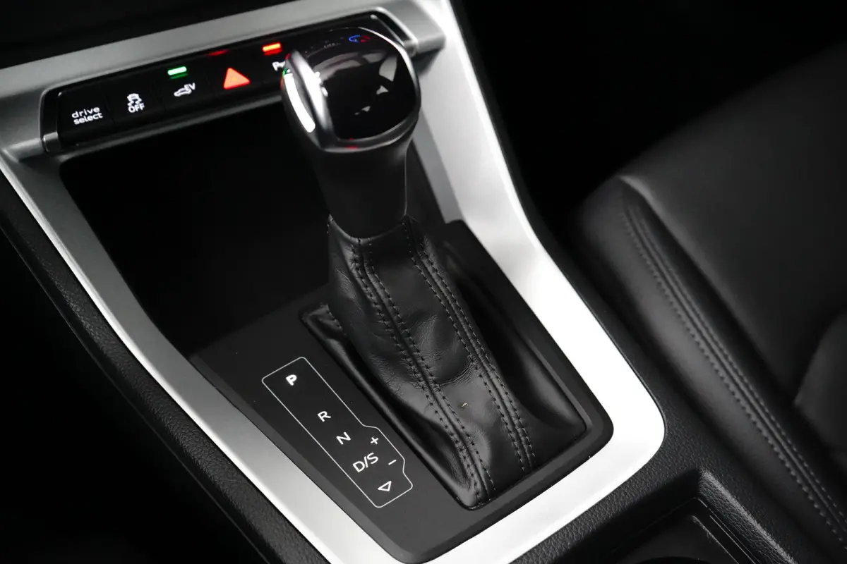 45 TFSI e 245PK PHEV S-Tronic | PDC V+A | App connect | Lederen stoelen zwart | Stoelverwarming voor