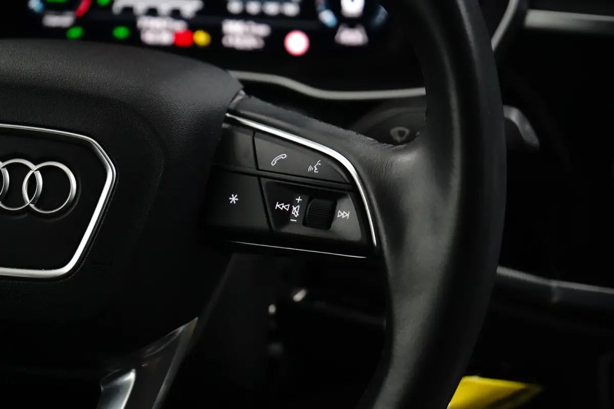 45 TFSI e 245PK PHEV S-Tronic | PDC V+A | App connect | Lederen stoelen zwart | Stoelverwarming voor