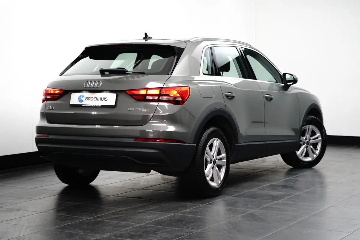 45 TFSI e 245PK PHEV S-Tronic | PDC V+A | App connect | Lederen stoelen zwart | Stoelverwarming voor