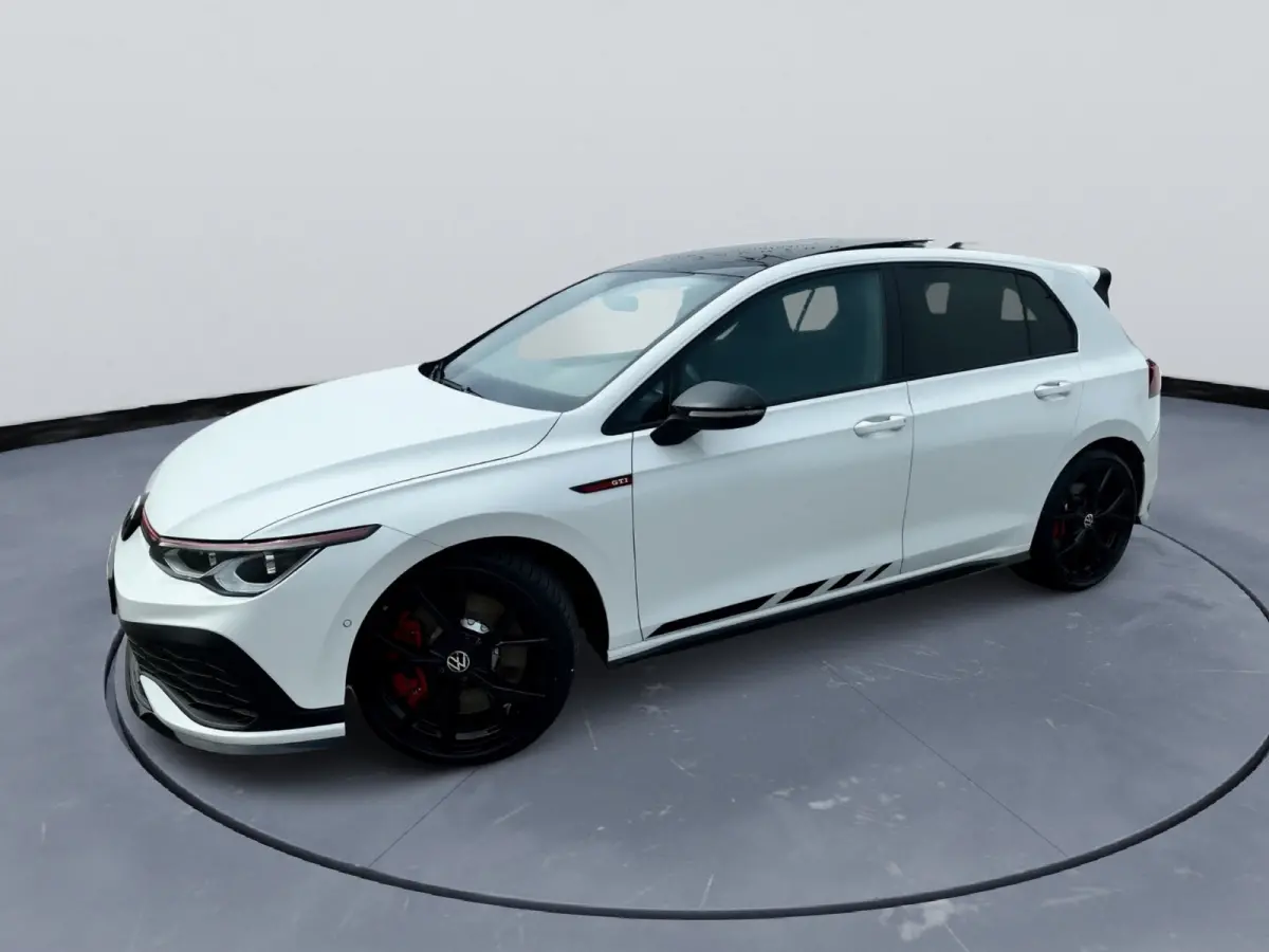 VW Golf GTI Clubsport 2.0 TSI DSG 300 PK Oryx White Full Options