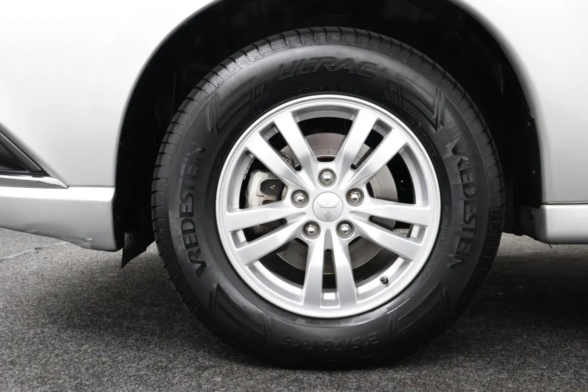 2.4 PHEV Pure | Trekhaak |