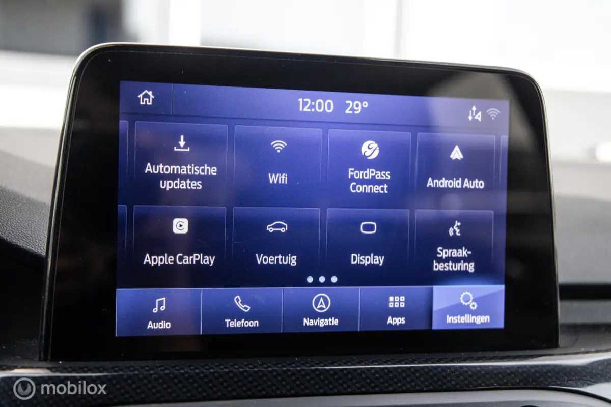 1.5 EcoB ST-Line|Winterpack|PDC|Carplay|