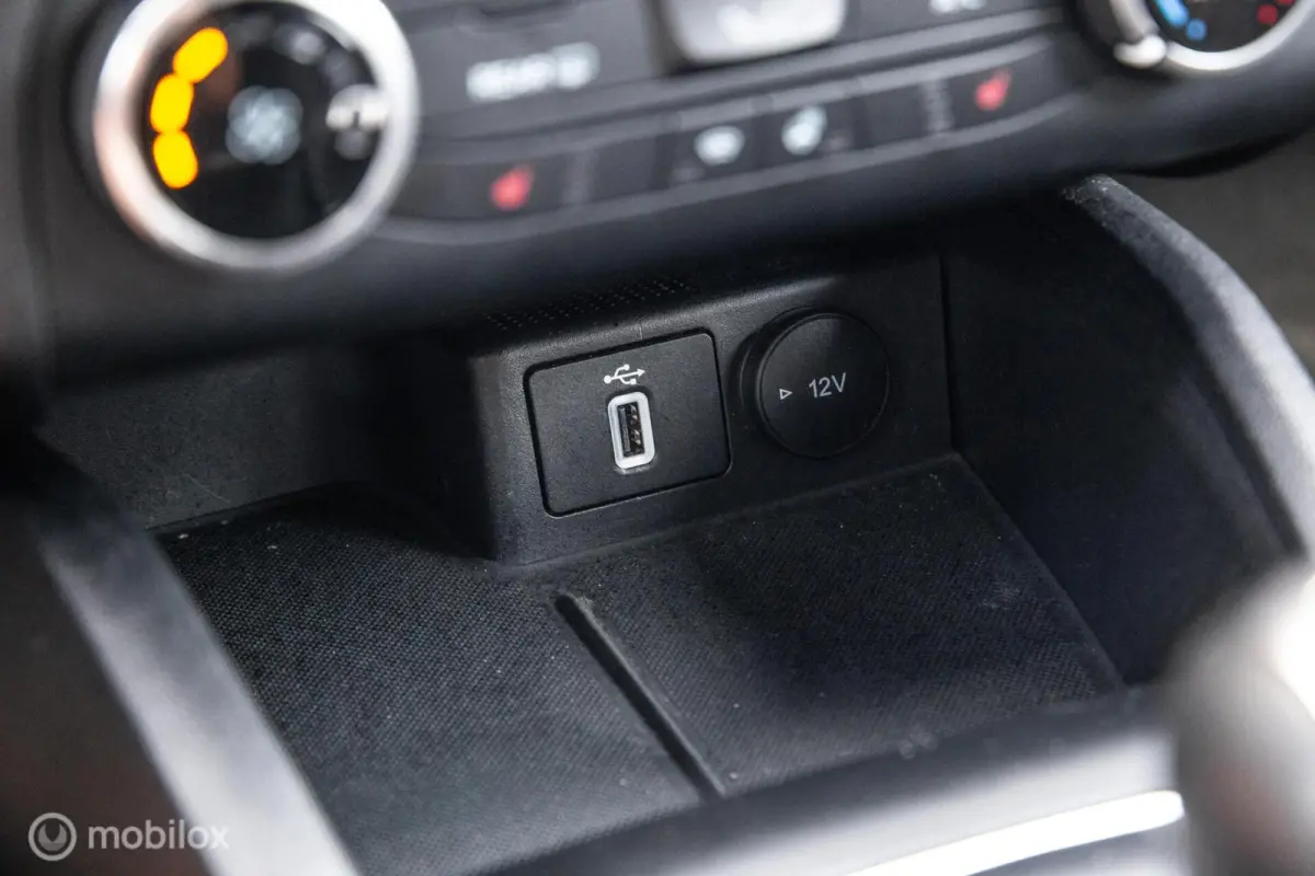 1.5 EcoB ST-Line|Winterpack|PDC|Carplay|