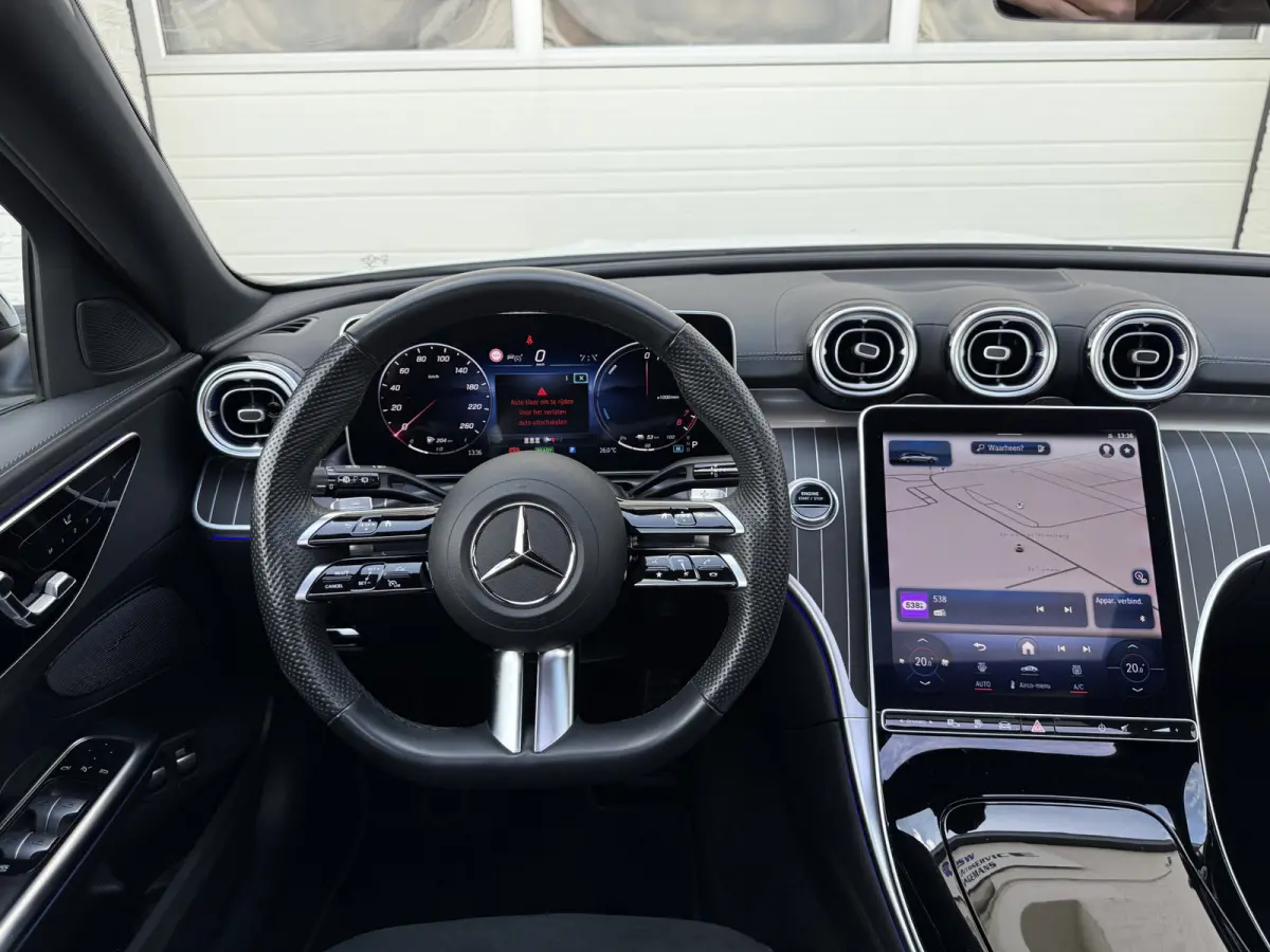 300 e AMG Line | Pano | Trekhaak | Distronic | Memory | 360* Camera