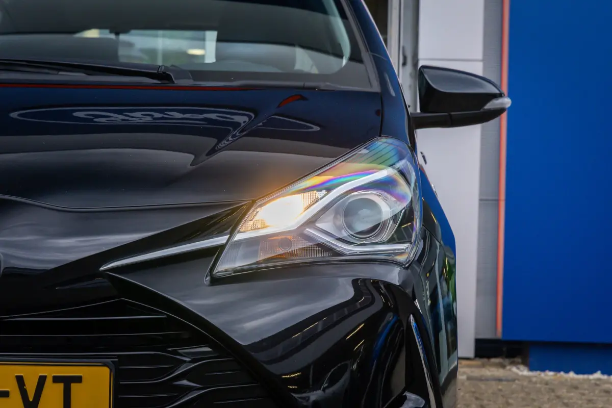1.5 Hybrid Active | Camera | Cruise control | LM velgen | Airco | Clima | Achteruitrijcamera | Airco (automatisch) | Cruise control