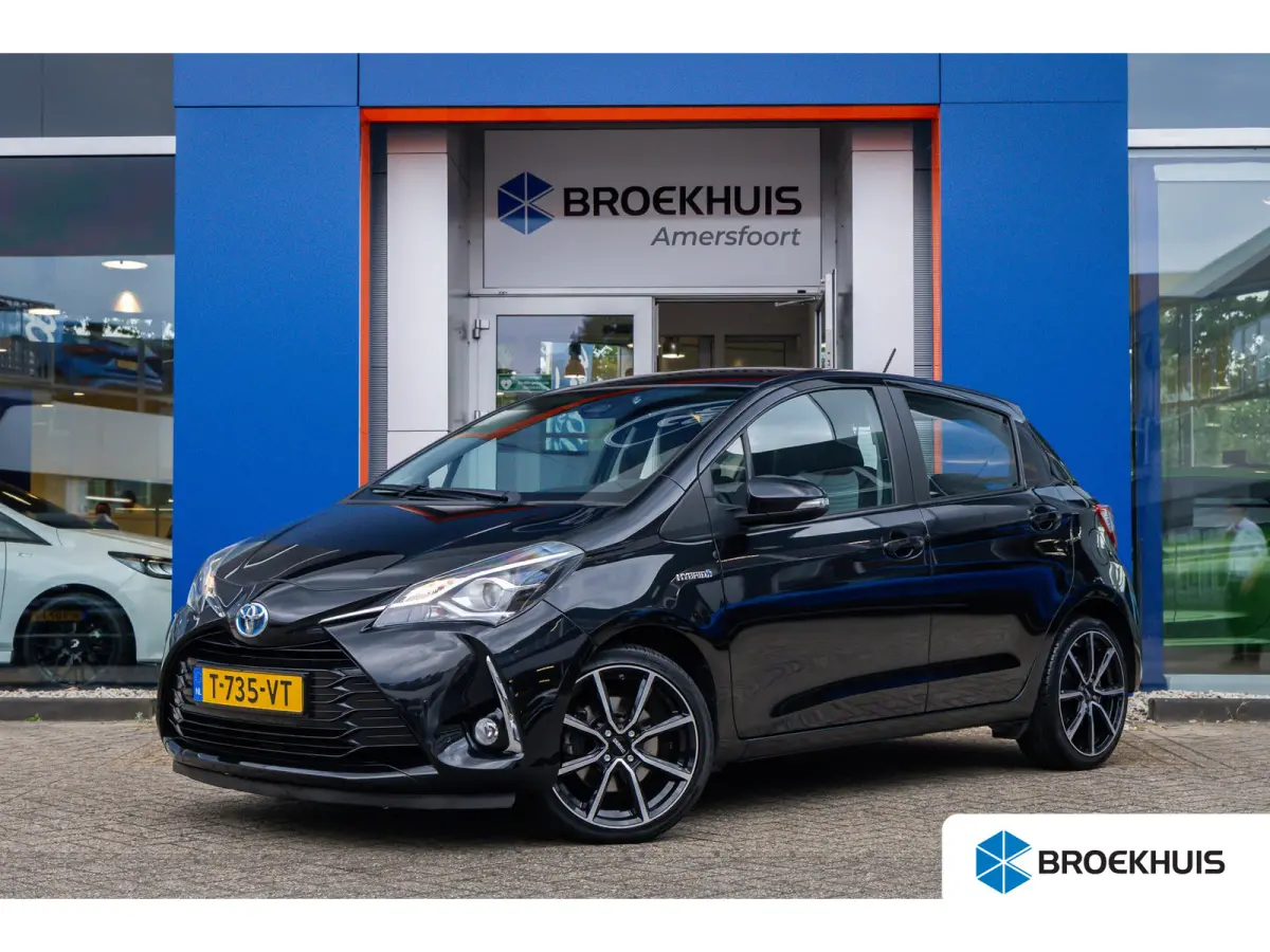 1.5 Hybrid Active | Camera | Cruise control | LM velgen | Airco | Clima | Achteruitrijcamera | Airco (automatisch) | Cruise control