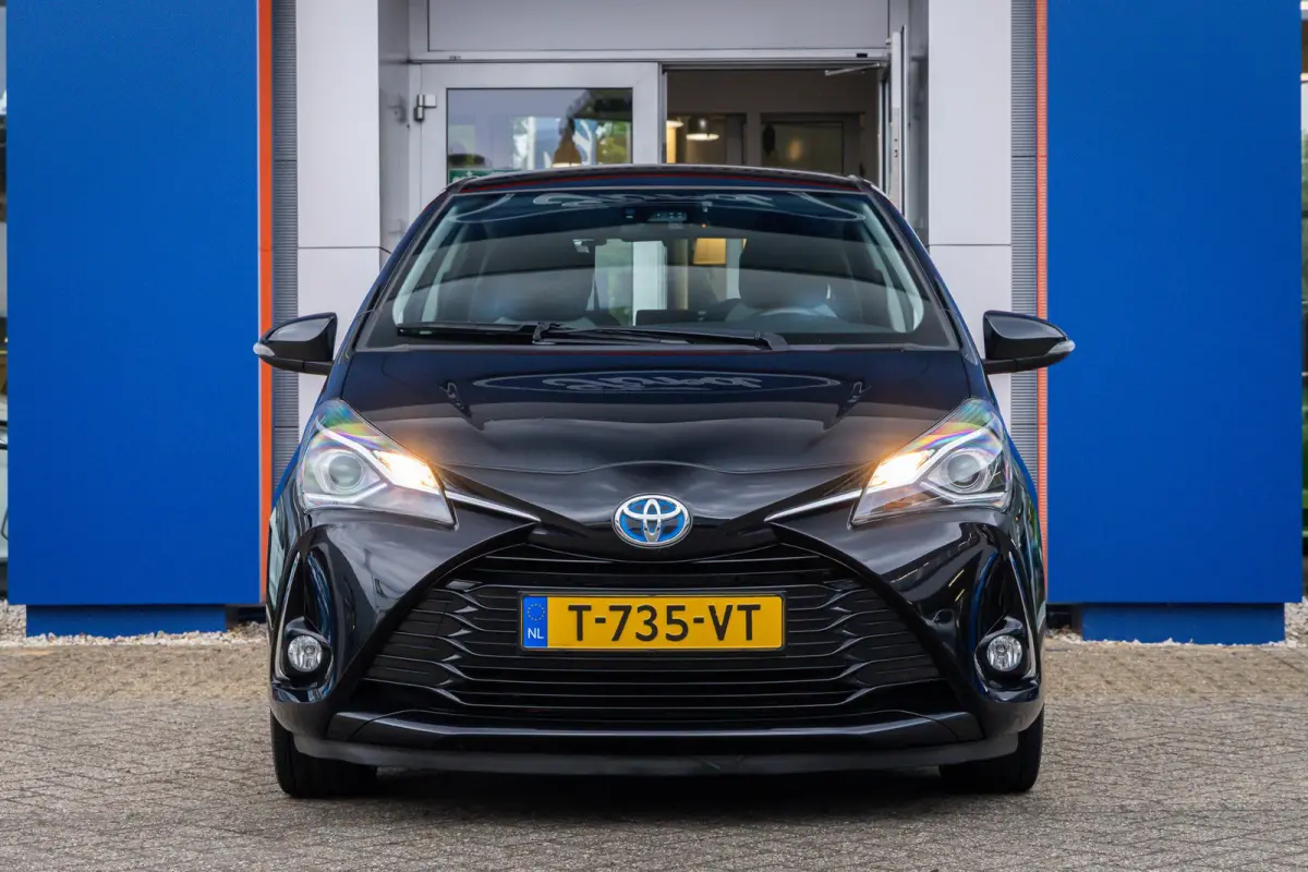 1.5 Hybrid Active | Camera | Cruise control | LM velgen | Airco | Clima | Achteruitrijcamera | Airco (automatisch) | Cruise control