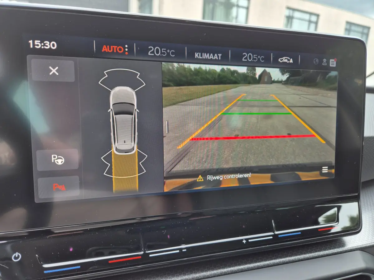1.0 eTSI Style Business Intense - Digitaal dashboard - Navi - Camera - CarPlay - Cruise