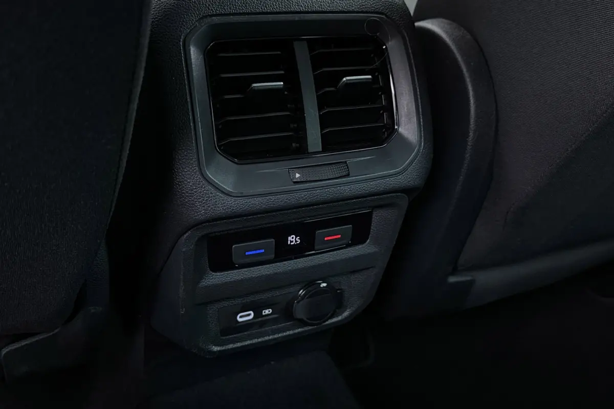 1.5 TSI Life | Trekhaak | Facelift | Org NL | CarPlay | Adap. Cruise |