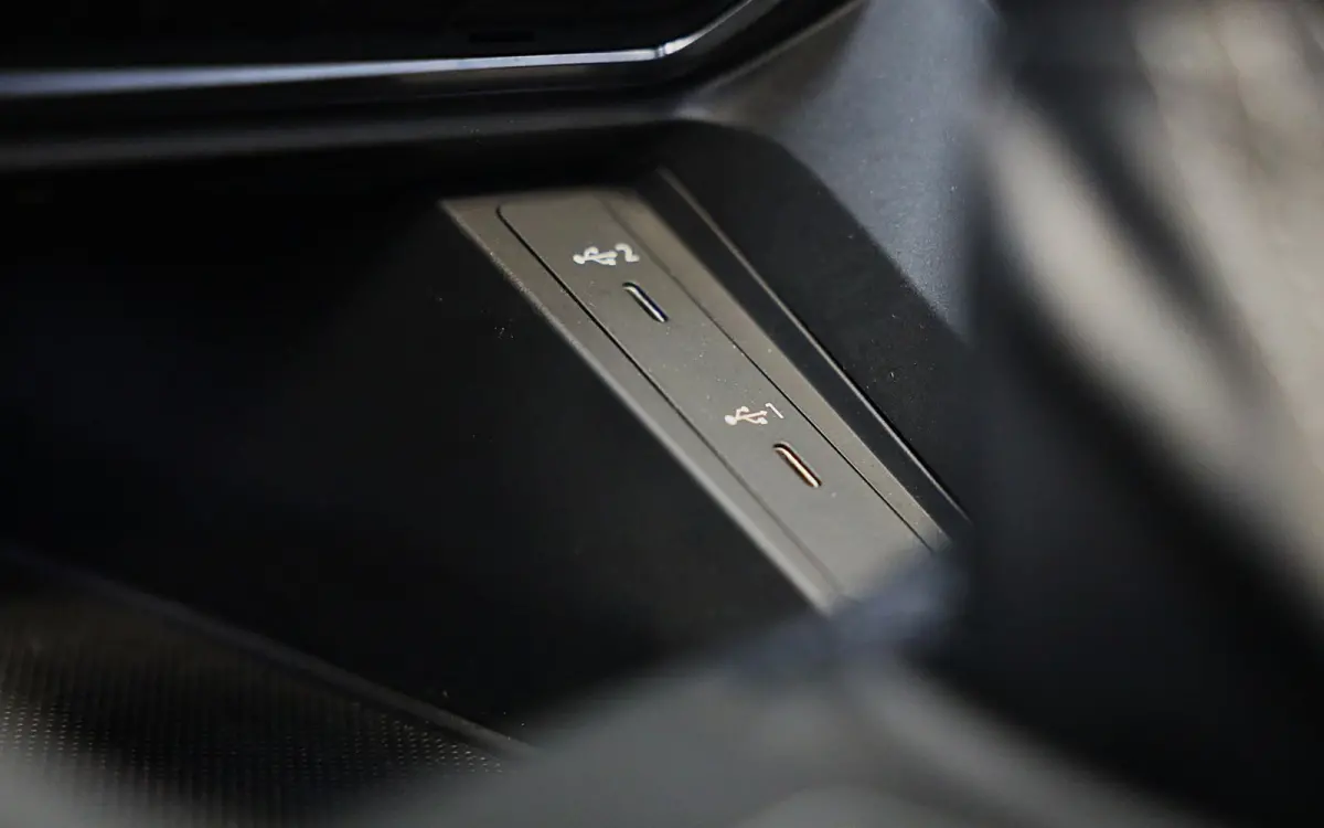 45 TFSI e RSQ3 Look / Memory / Camera / Acc / Lane Assist / Dode Hoek / S Line Zetels / Pano / Matrix / 21 In