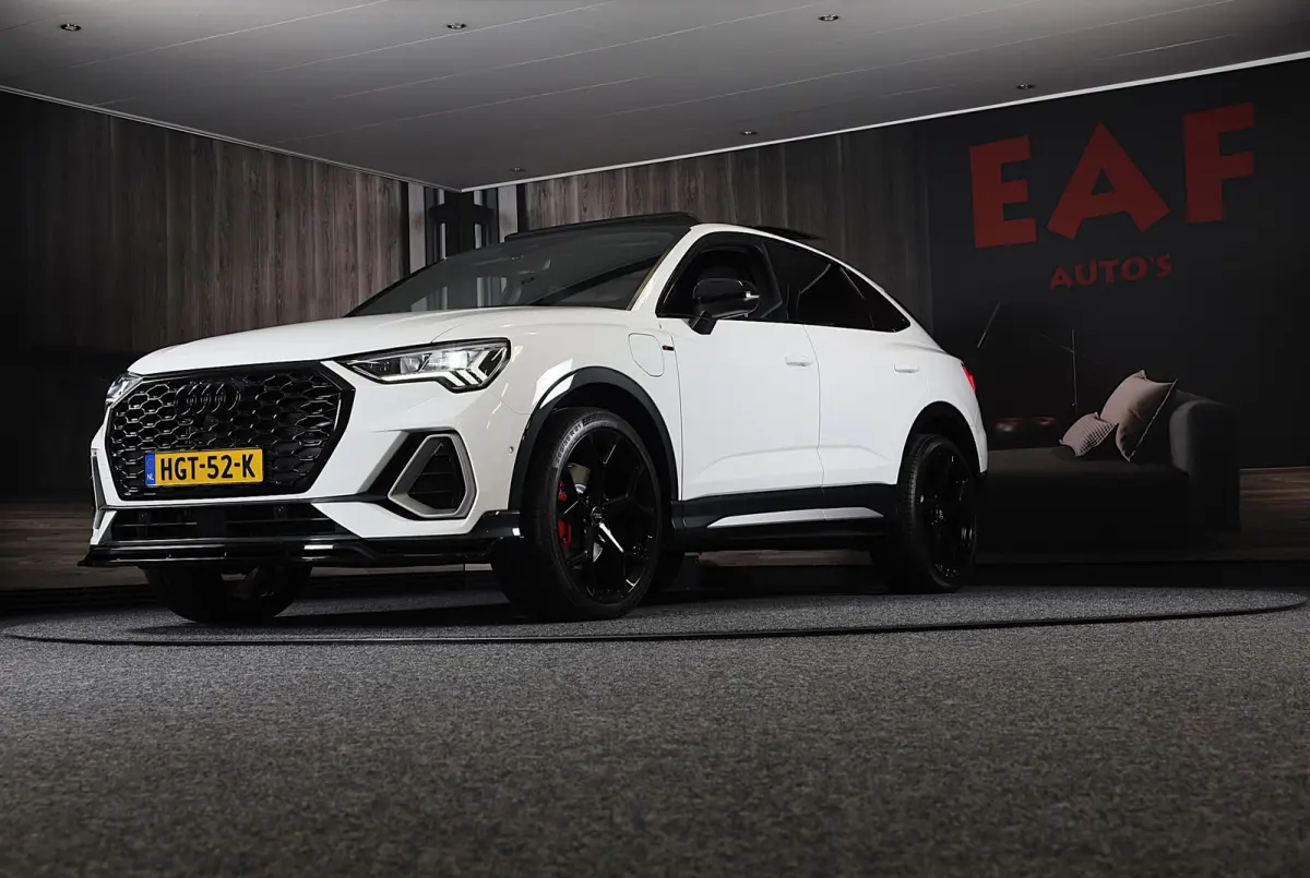 45 TFSI e RSQ3 Look / Memory / Camera / Acc / Lane Assist / Dode Hoek / S Line Zetels / Pano / Matrix / 21 In