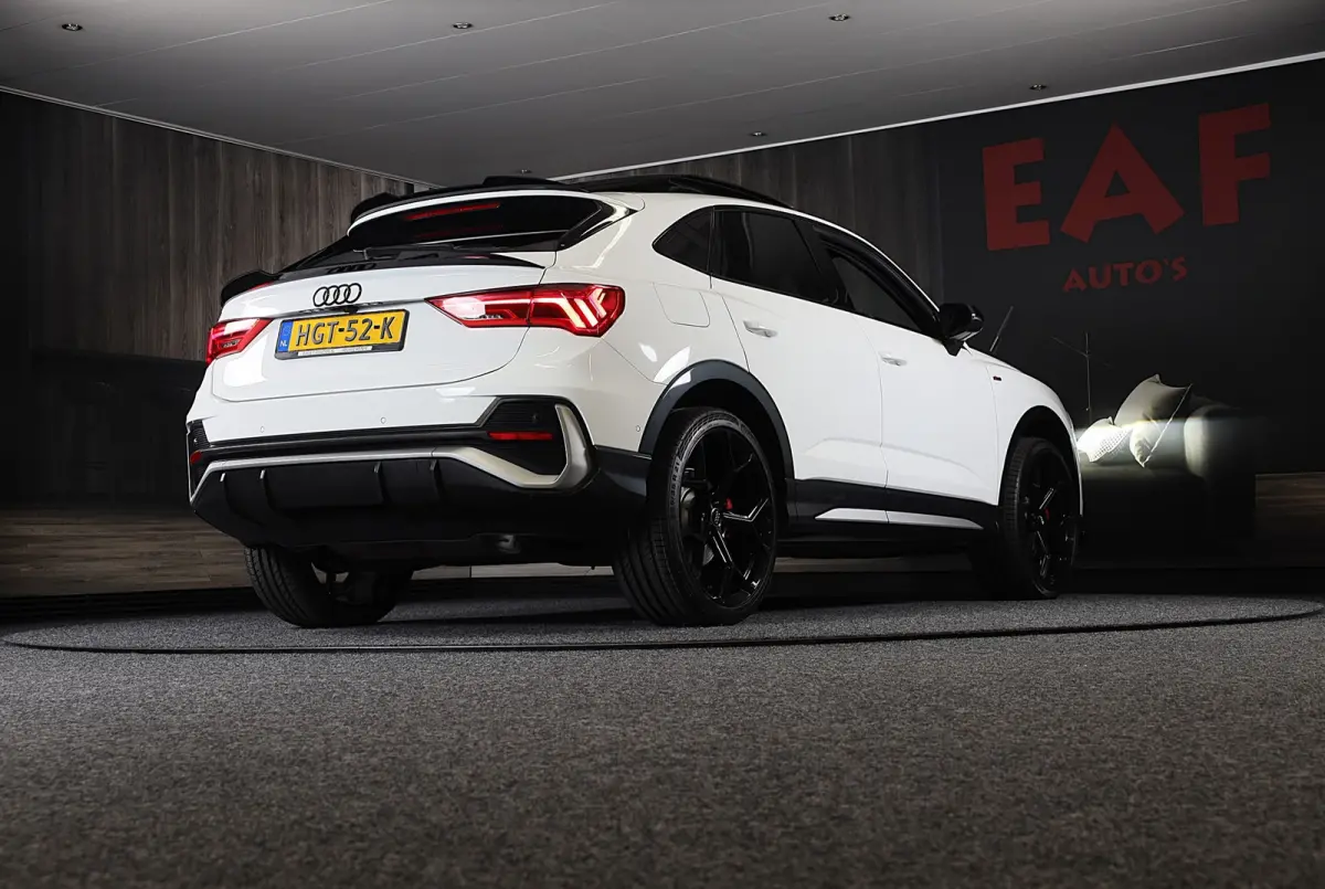 45 TFSI e RSQ3 Look / Memory / Camera / Acc / Lane Assist / Dode Hoek / S Line Zetels / Pano / Matrix / 21 In