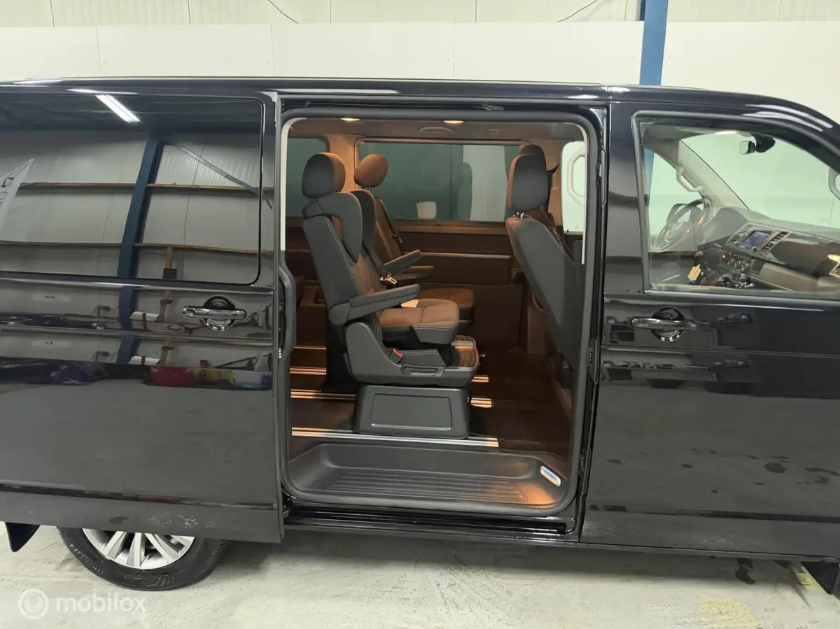 Multivan 2.0 TSI Comfortline ADAPTIVE CRUISE/CARPLAY/XENON