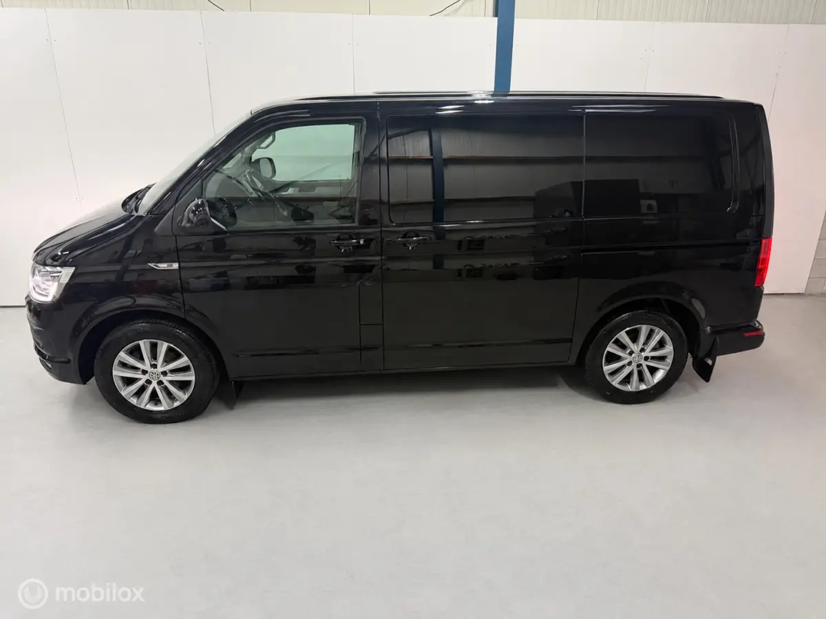Multivan 2.0 TSI Comfortline ADAPTIVE CRUISE/CARPLAY/XENON