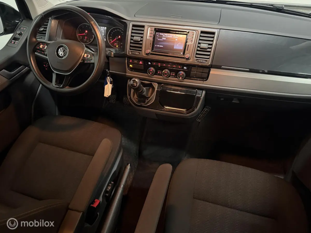 Multivan 2.0 TSI Comfortline ADAPTIVE CRUISE/CARPLAY/XENON