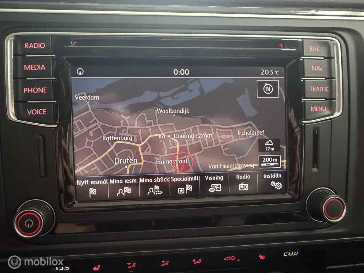 Multivan 2.0 TSI Comfortline ADAPTIVE CRUISE/CARPLAY/XENON