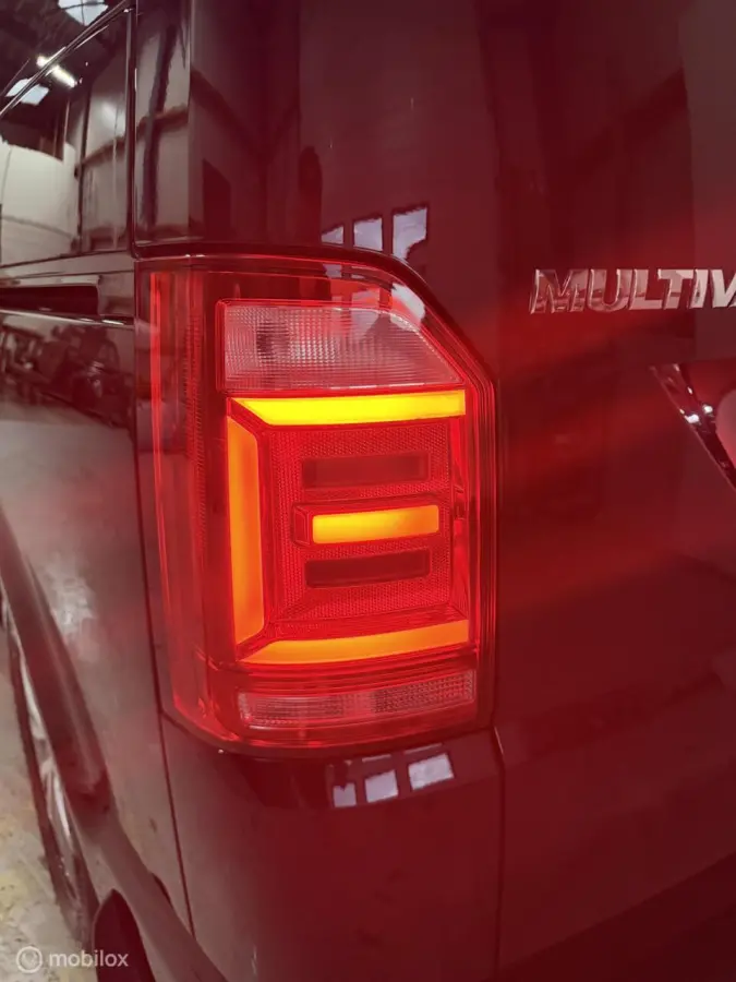 Multivan 2.0 TSI Comfortline ADAPTIVE CRUISE/CARPLAY/XENON