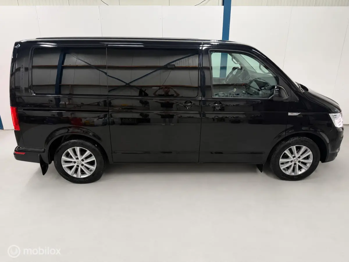 Multivan 2.0 TSI Comfortline ADAPTIVE CRUISE/CARPLAY/XENON