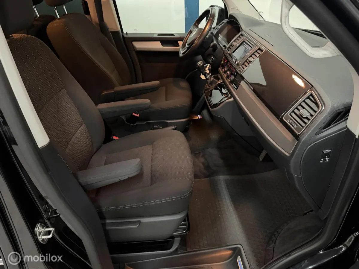 Multivan 2.0 TSI Comfortline ADAPTIVE CRUISE/CARPLAY/XENON