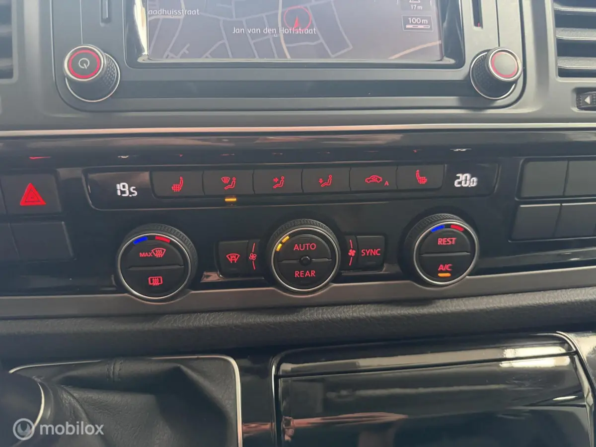Multivan 2.0 TSI Comfortline ADAPTIVE CRUISE/CARPLAY/XENON