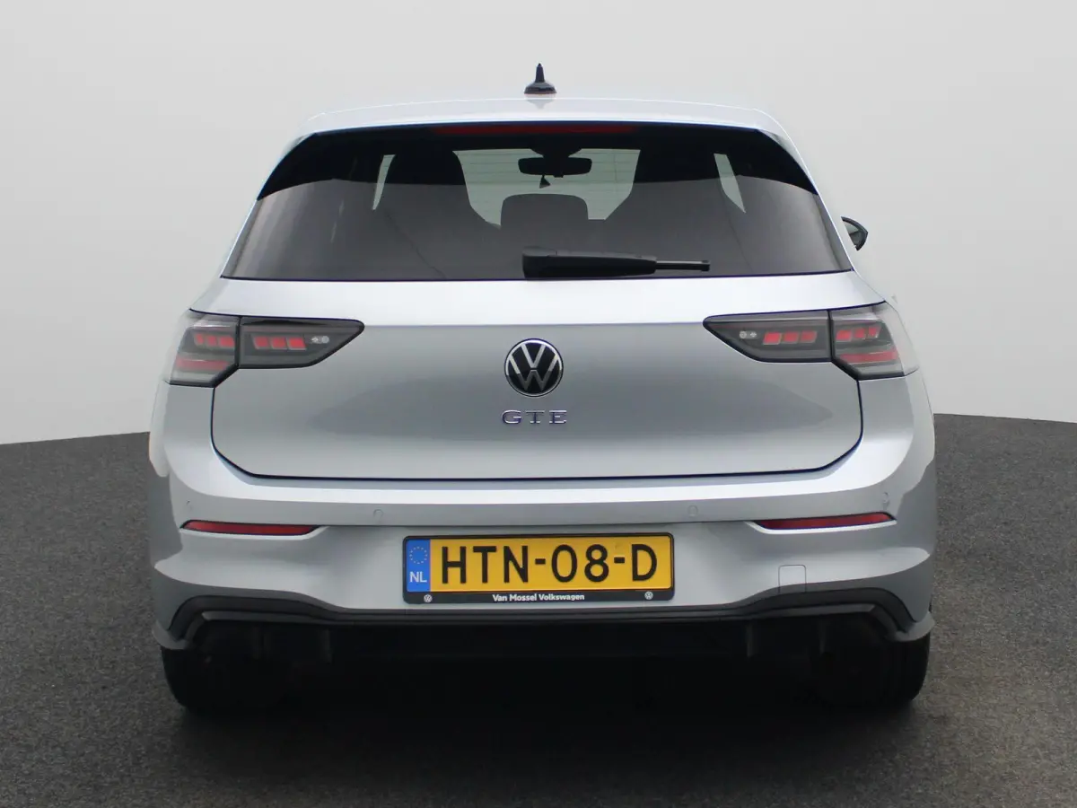 1.5 eHybrid GTE 272 PK| Origineel Nederlands | 1e Eigenaar | Navigatie | LED Matrix | Achteruitrijcamera | Stoelverwarming | Stuurwielverwarming | Black Style