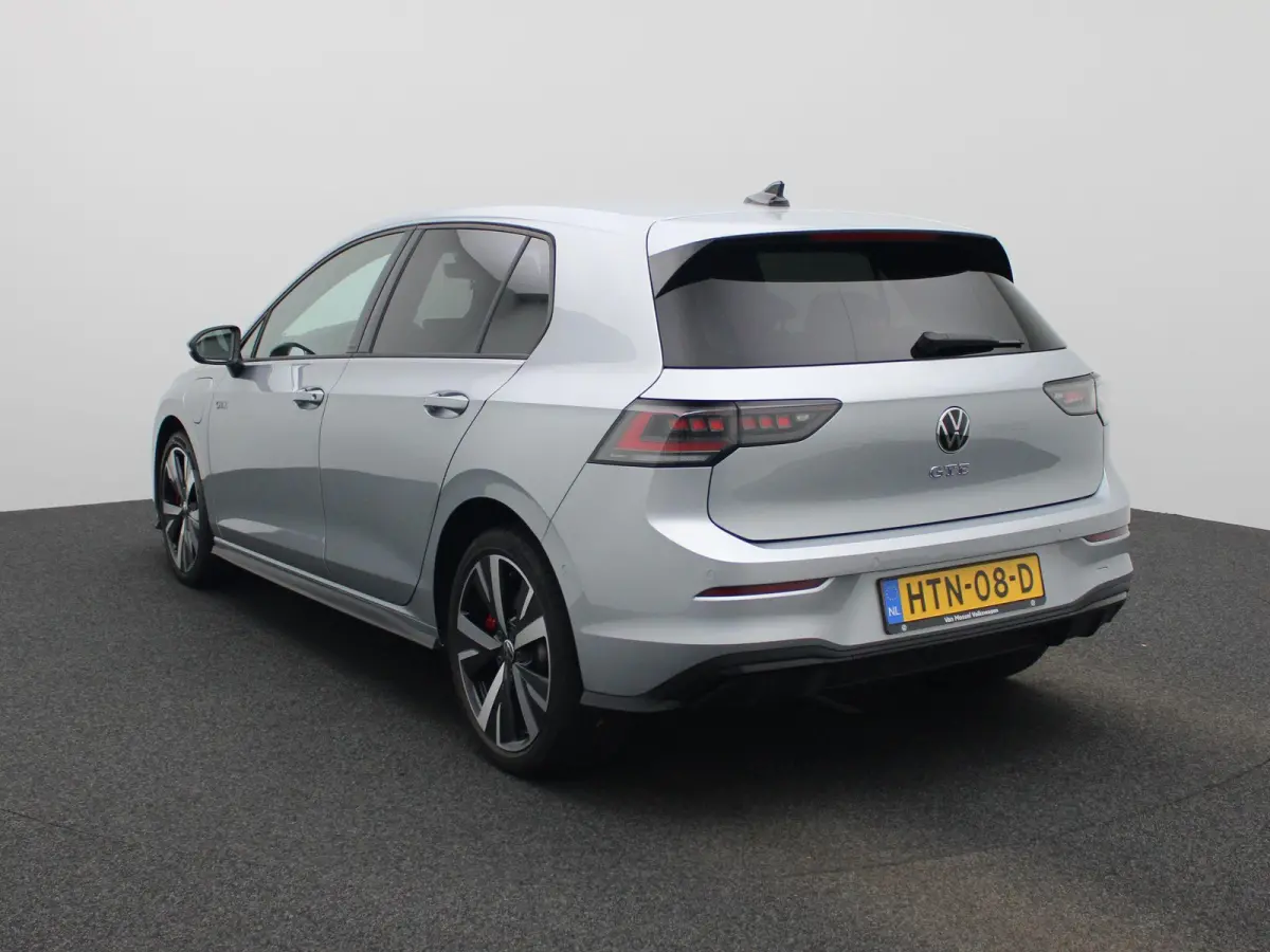 1.5 eHybrid GTE 272 PK| Origineel Nederlands | 1e Eigenaar | Navigatie | LED Matrix | Achteruitrijcamera | Stoelverwarming | Stuurwielverwarming | Black Style
