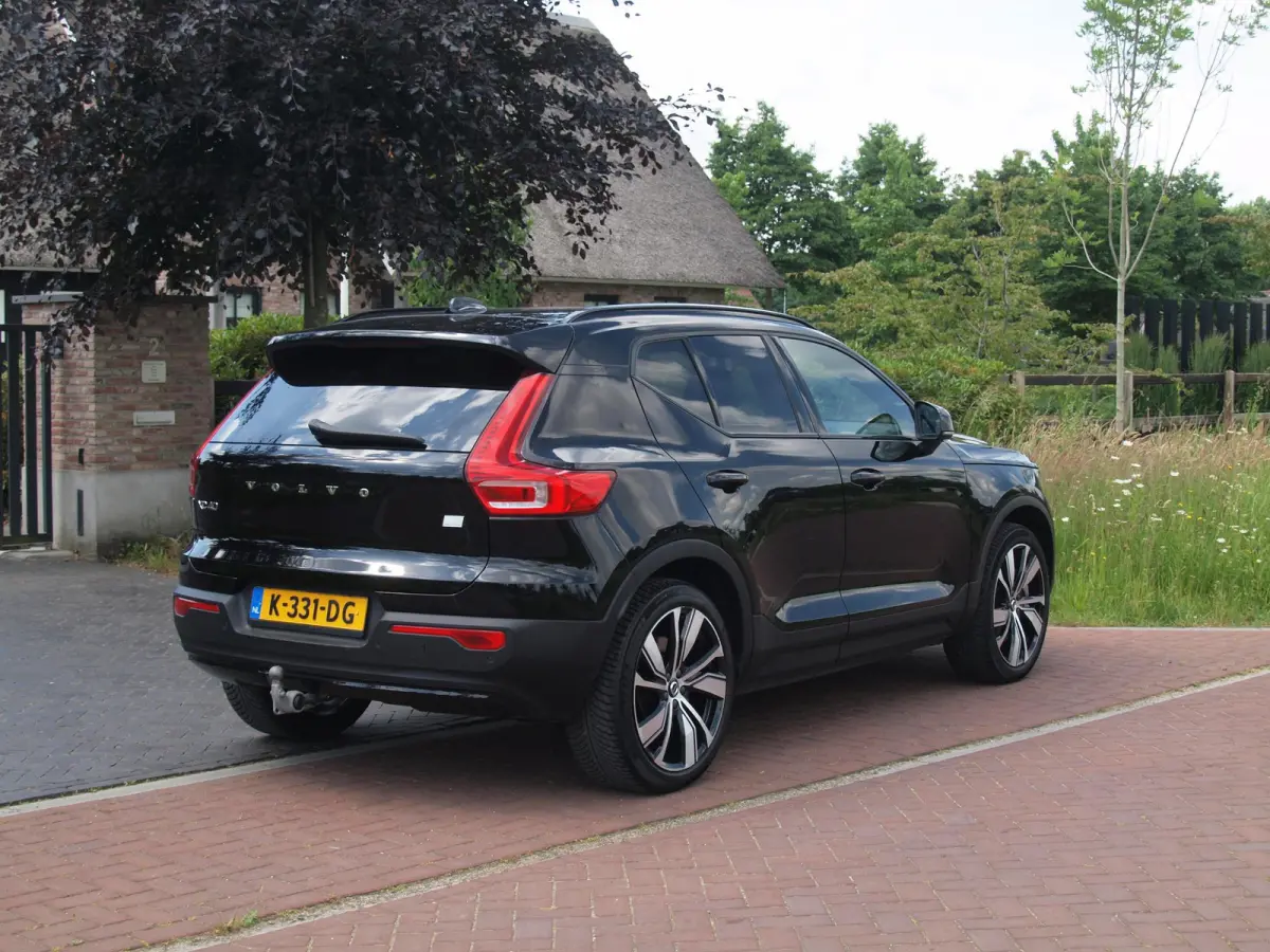 P8 AWD R-Design | SOH 91% | Trekhaak | Parkeersensoren | Apple Carplay | Cruise Control | NL-Auto |