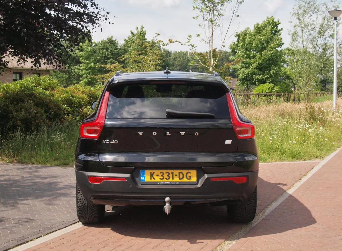 P8 AWD R-Design | SOH 91% | Trekhaak | Parkeersensoren | Apple Carplay | Cruise Control | NL-Auto |
