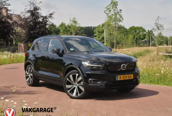 P8 AWD R-Design | SOH 91% | Trekhaak | Parkeersensoren | Apple Carplay | Cruise Control | NL-Auto |