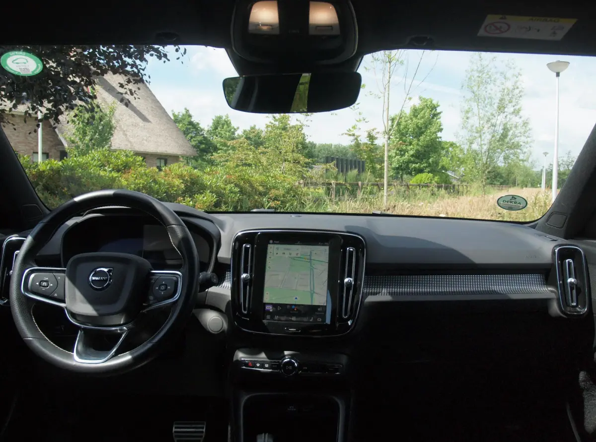 P8 AWD R-Design | SOH 91% | Trekhaak | Parkeersensoren | Apple Carplay | Cruise Control | NL-Auto |