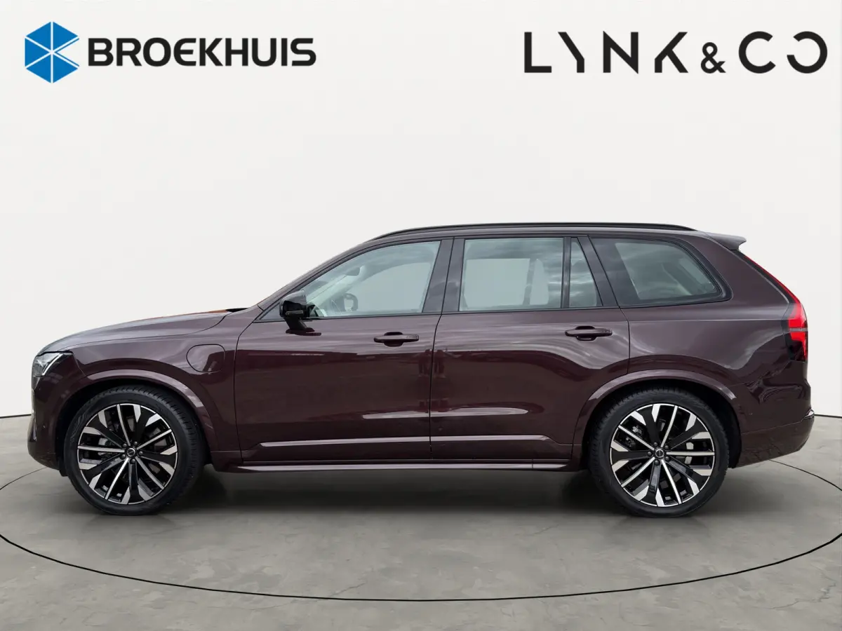T8 Plug-in hybrid AWD Ultra Dark | Trekhaak | Luchtvering | Massage + Ventilatie | Audio High End | Gelaagde ruiten |