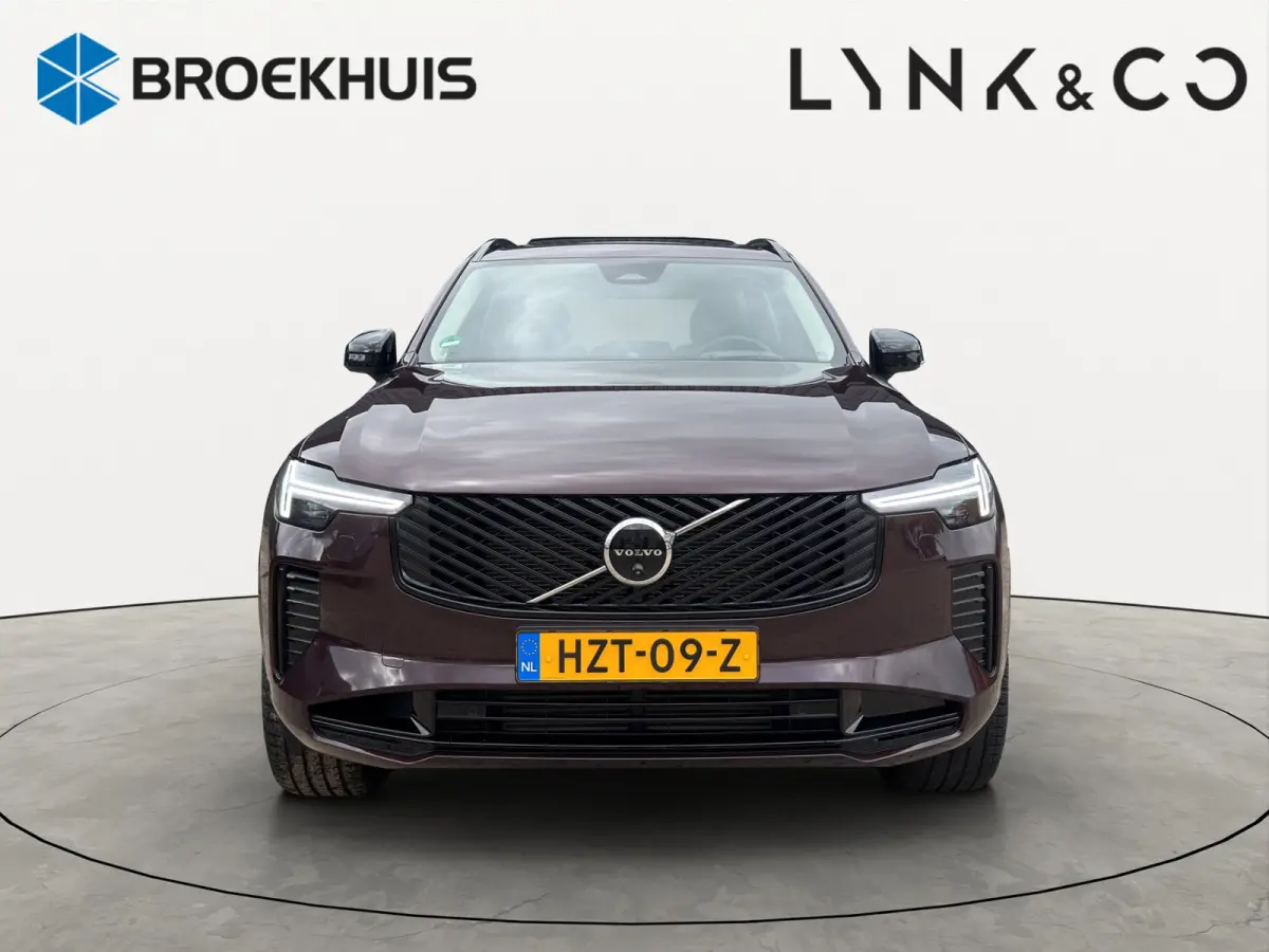 T8 Plug-in hybrid AWD Ultra Dark | Trekhaak | Luchtvering | Massage + Ventilatie | Audio High End | Gelaagde ruiten |