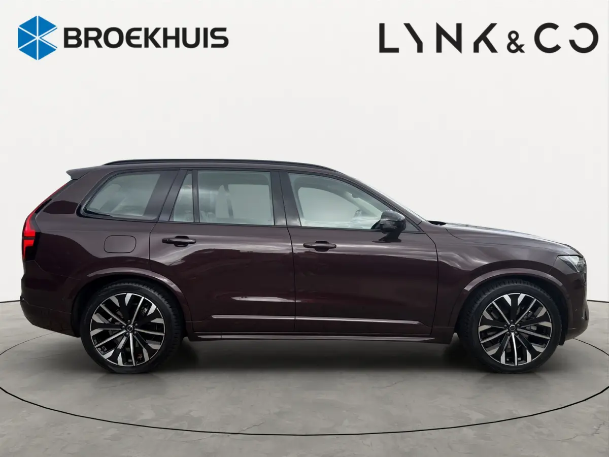 T8 Plug-in hybrid AWD Ultra Dark | Trekhaak | Luchtvering | Massage + Ventilatie | Audio High End | Gelaagde ruiten |