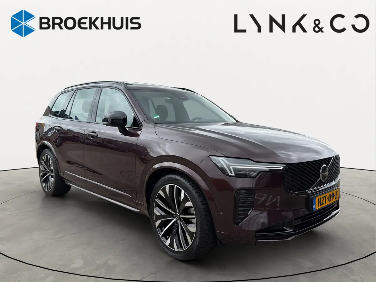T8 Plug-in hybrid AWD Ultra Dark | Trekhaak | Luchtvering | Massage + Ventilatie | Audio High End | Gelaagde ruiten |