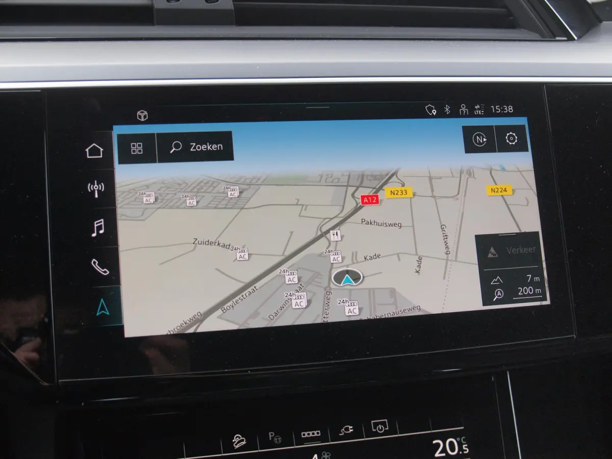 55 quattro Advanced edition Plus 95 kWh | SOH 90% | Panoramadak | Camera | ACC | Apple Carplay | Memory stoelen |