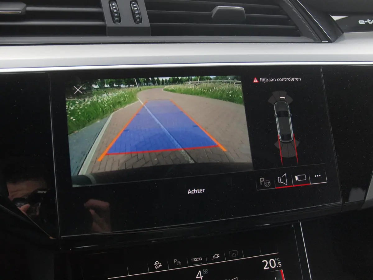 55 quattro Advanced edition Plus 95 kWh | SOH 90% | Panoramadak | Camera | ACC | Apple Carplay | Memory stoelen |