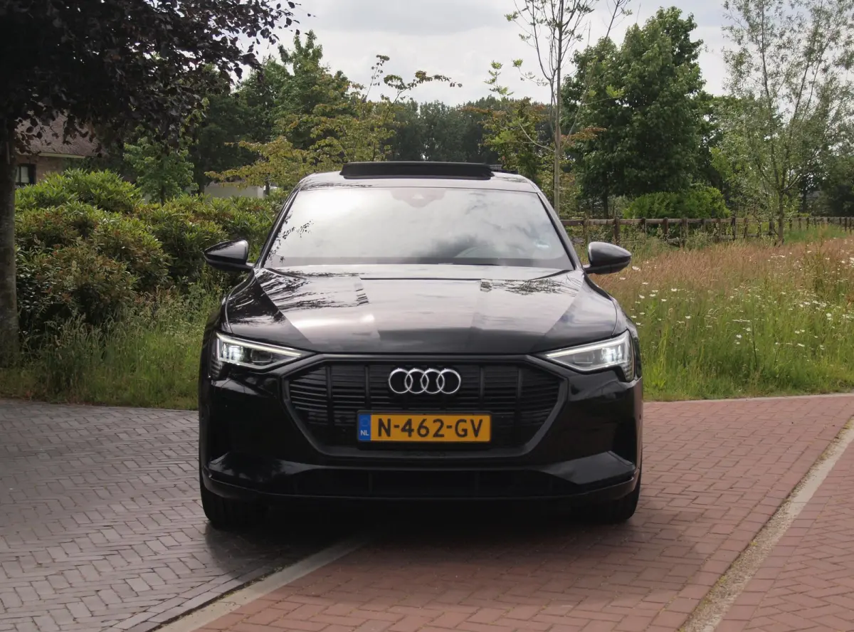 55 quattro Advanced edition Plus 95 kWh | SOH 90% | Panoramadak | Camera | ACC | Apple Carplay | Memory stoelen |