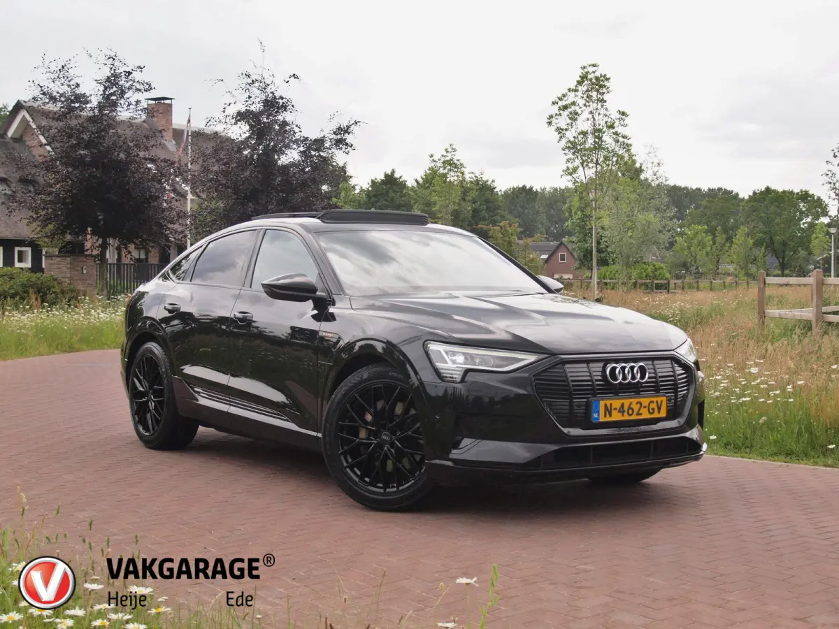 55 quattro Advanced edition Plus 95 kWh | SOH 90% | Panoramadak | Camera | ACC | Apple Carplay | Memory stoelen |