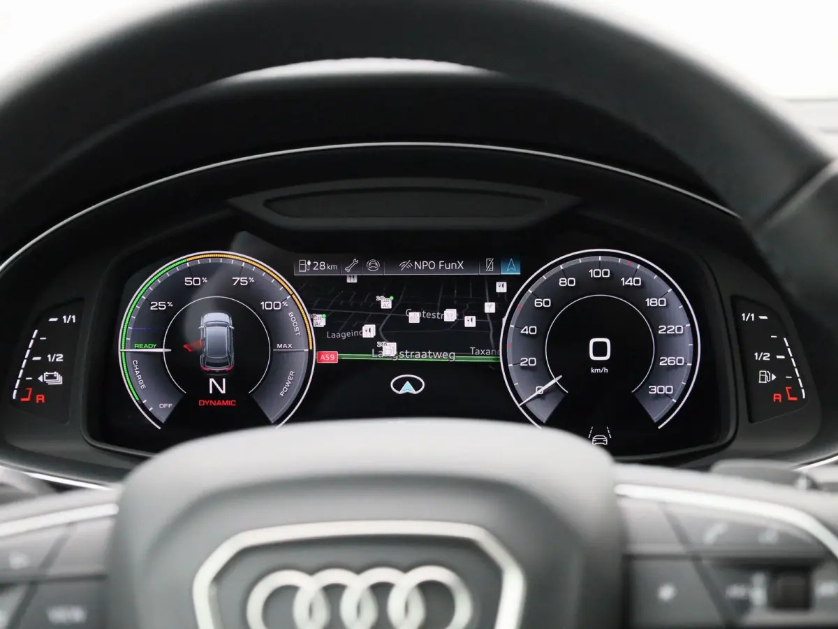 55 TFSI e quattro Pro Line l Adaptive cruise control l 360 camera l Head-up display l Dodehoek detectie l Bang & Olufsen l Luchtvering l Trekhaak l Optiekpakket zwart l Apple Carplay / Andro