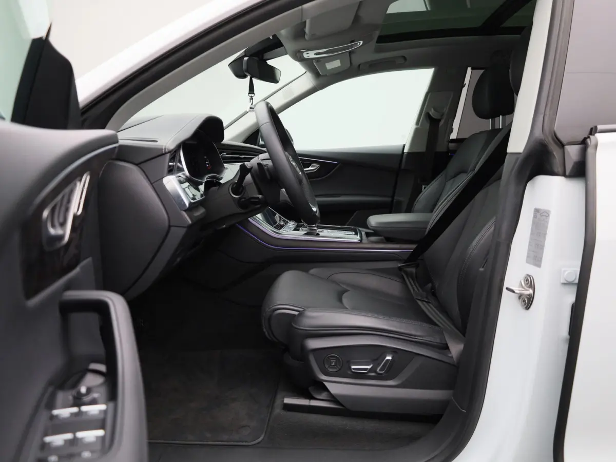 55 TFSI e quattro Pro Line l Adaptive cruise control l 360 camera l Head-up display l Dodehoek detectie l Bang & Olufsen l Luchtvering l Trekhaak l Optiekpakket zwart l Apple Carplay / Andro