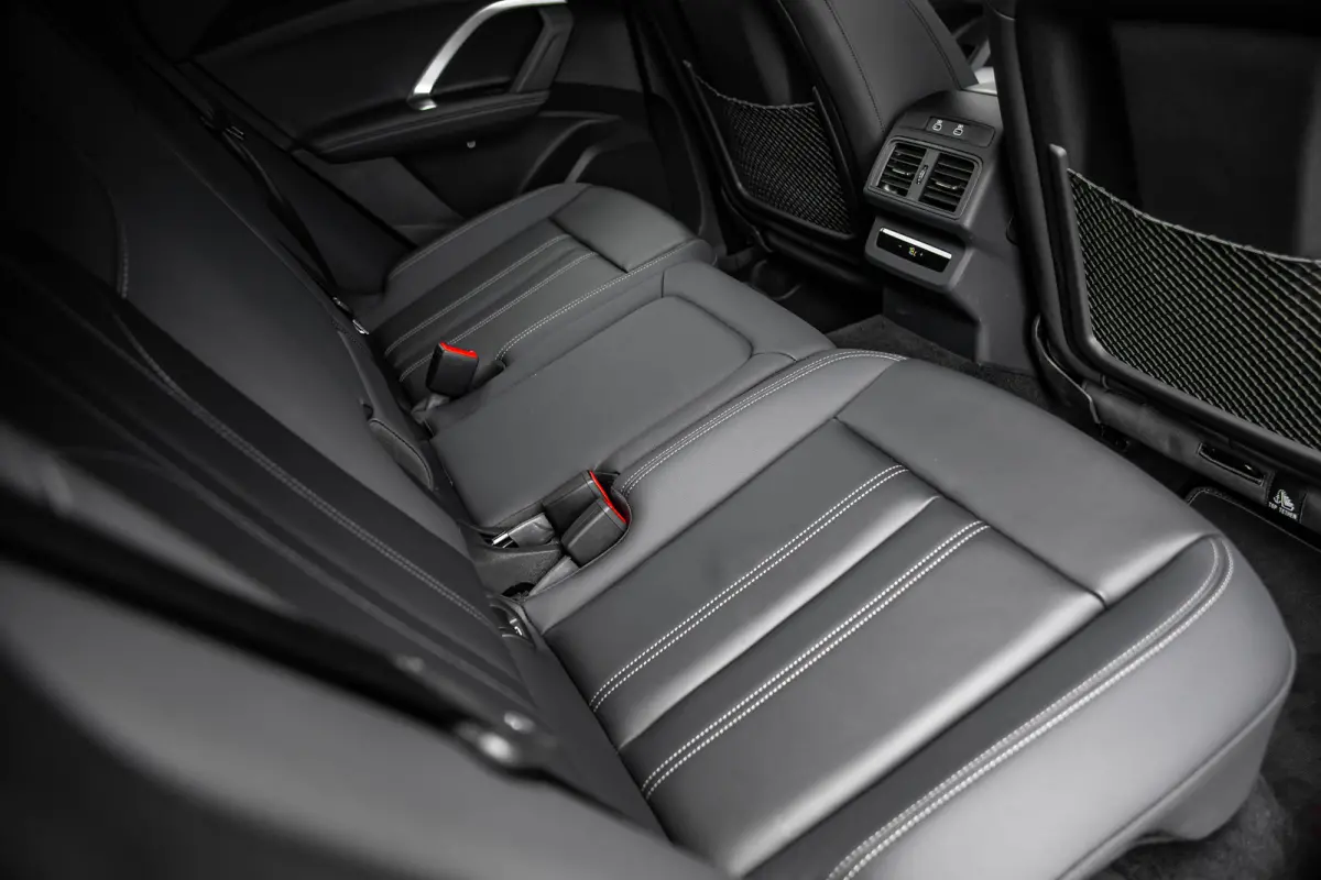 2.0 TFSI e-hybrid quattro S edition Competition | Trekhaak | Achteruitrijcamera | Stoelverwarming | Elektrische Stoelen | | Trekhaak | Achteruitrijcamera | Stoelverwarming | Elektrische Stoe
