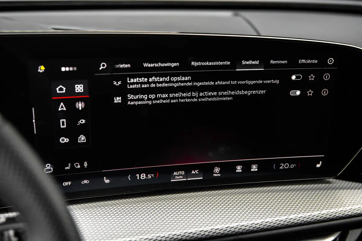 2.0 TFSI e-hybrid quattro S edition Competition | Trekhaak | Achteruitrijcamera | Stoelverwarming | Elektrische Stoelen | | Trekhaak | Achteruitrijcamera | Stoelverwarming | Elektrische Stoe