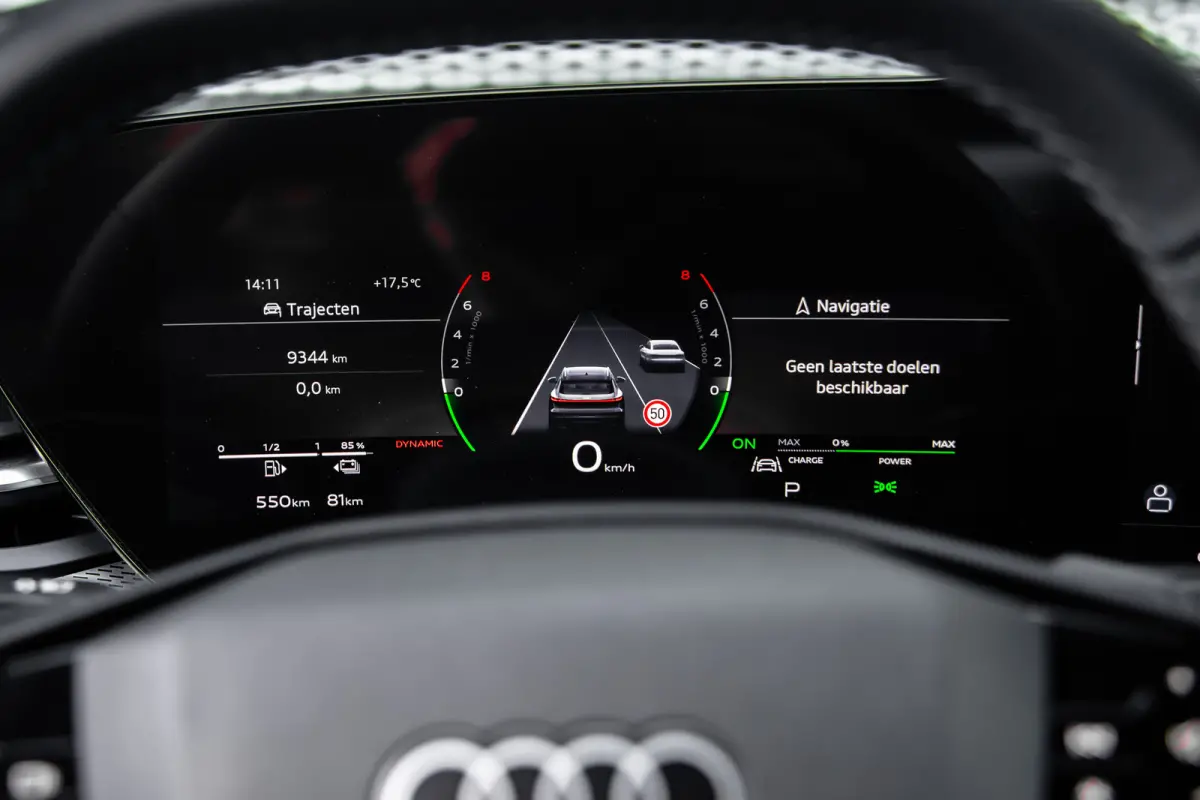 2.0 TFSI e-hybrid quattro S edition Competition | Trekhaak | Achteruitrijcamera | Stoelverwarming | Elektrische Stoelen | | Trekhaak | Achteruitrijcamera | Stoelverwarming | Elektrische Stoe