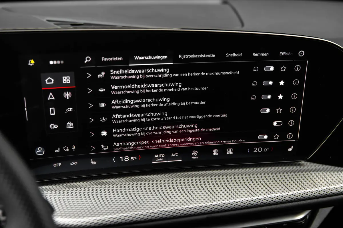 2.0 TFSI e-hybrid quattro S edition Competition | Trekhaak | Achteruitrijcamera | Stoelverwarming | Elektrische Stoelen | | Trekhaak | Achteruitrijcamera | Stoelverwarming | Elektrische Stoe