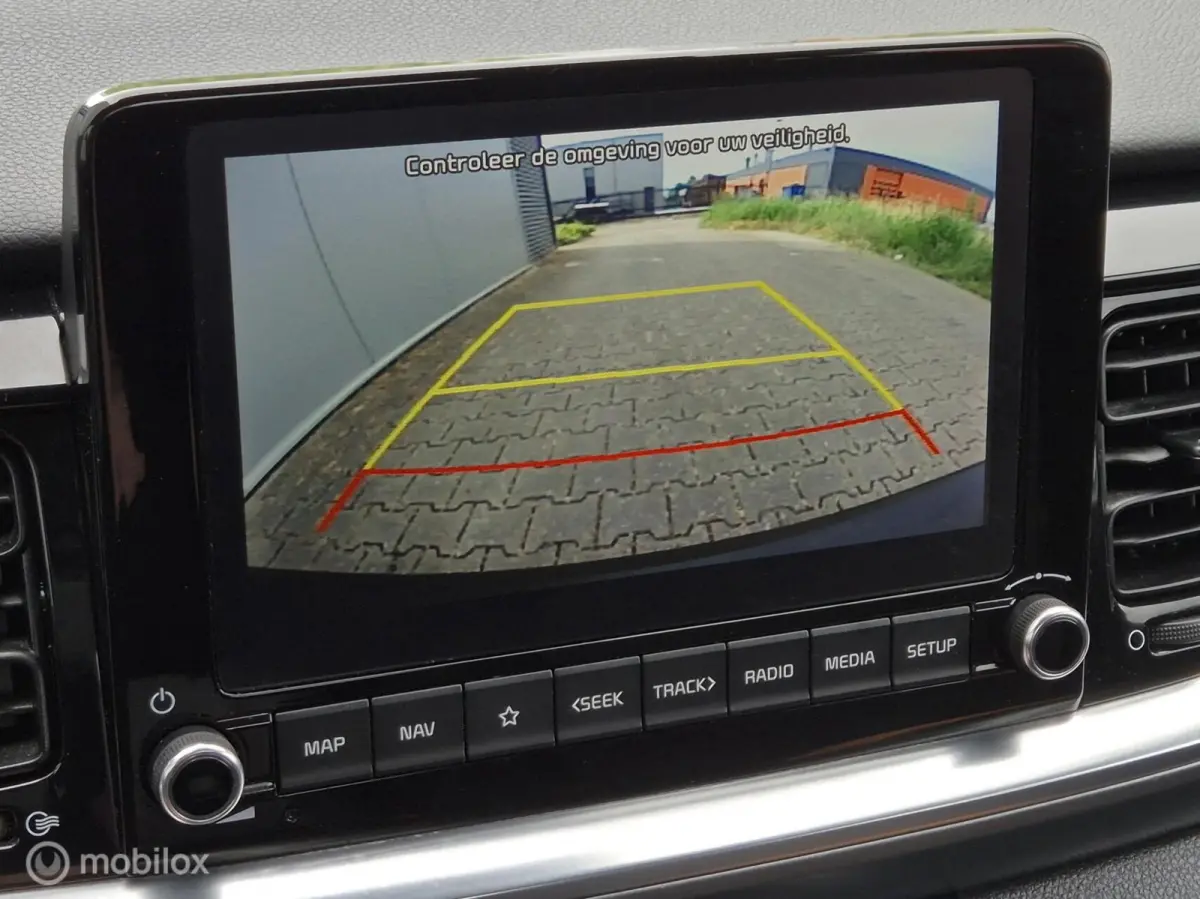 1.0 T-GDI MHEV DYNAMICLINE/CAMERA/LED/CLIMATE/CARPLAY/TWO-TONE/15''LMV