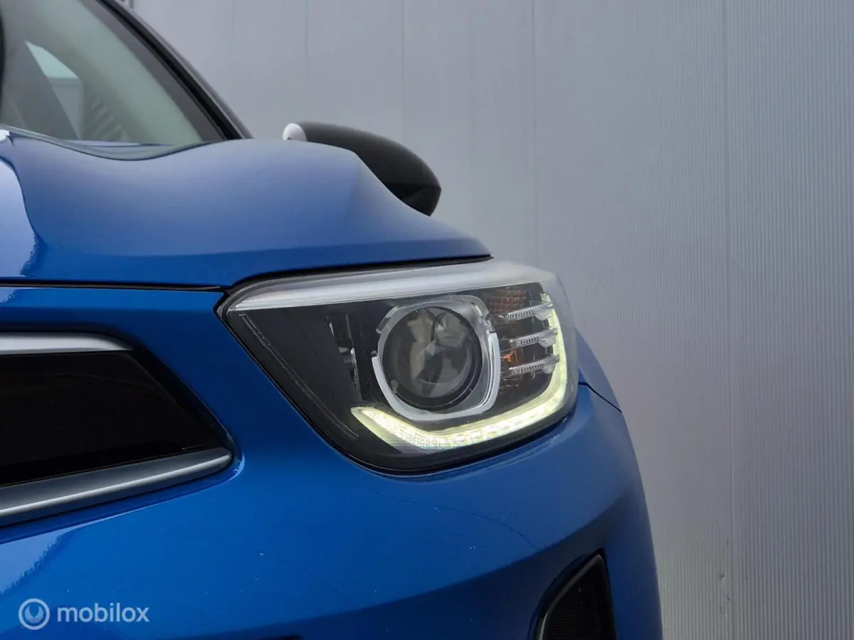 1.0 T-GDI MHEV DYNAMICLINE/CAMERA/LED/CLIMATE/CARPLAY/TWO-TONE/15''LMV