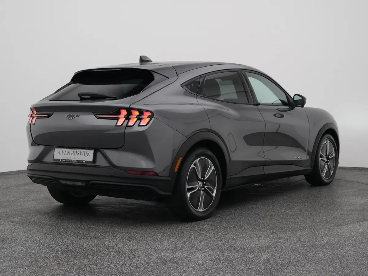 Standard RWD 75 kWh | 360° | B&O | ADAPTIVE | STOEL- EN STUURVERW.