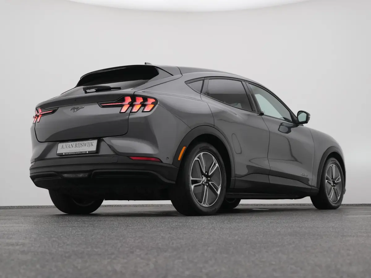 Standard RWD 75 kWh | 360° | B&O | ADAPTIVE | STOEL- EN STUURVERW.