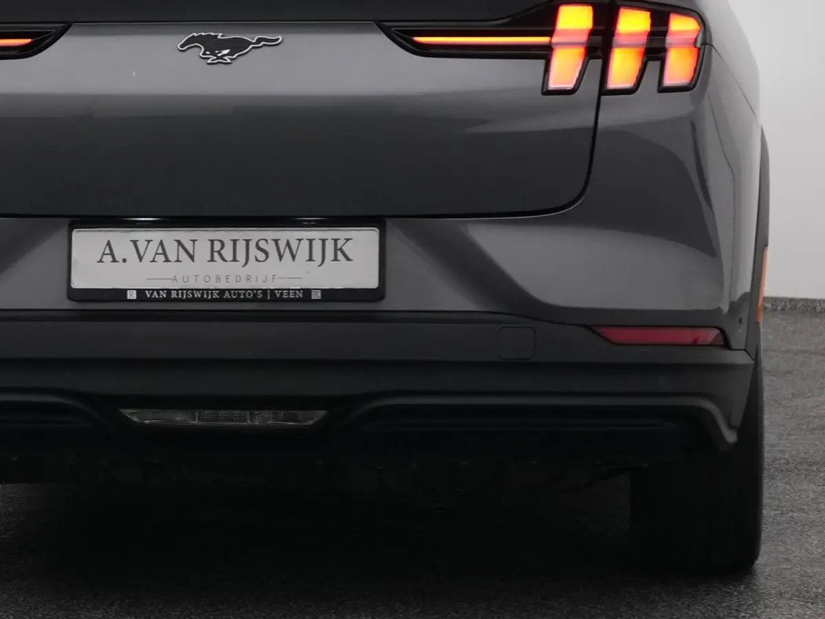 Standard RWD 75 kWh | 360° | B&O | ADAPTIVE | STOEL- EN STUURVERW.